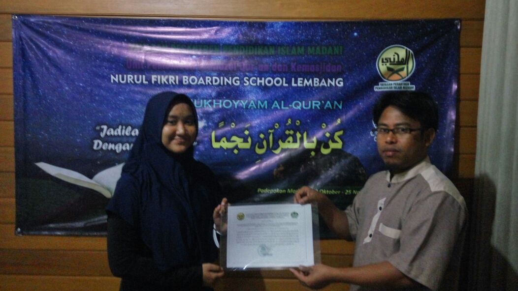 AUFA NABILA NUR HIDAYAH TELAH MENYELESAIKAN SETORAN AL-QURAN 30 JUZ